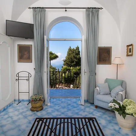 Anacapri Sleeps 6 Pool Air Con Wifi Villa