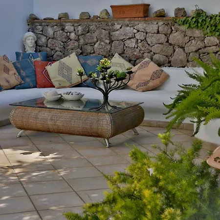 Villa Anacapri Sleeps 6 Pool Air Con Wifi *