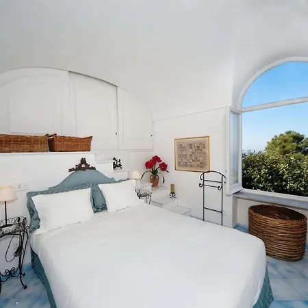 Anacapri Sleeps 6 Pool Air Con Wifi Villa *